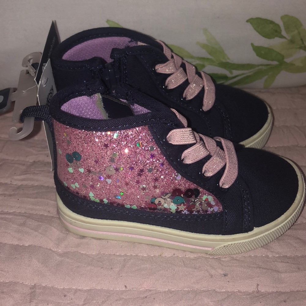 NWT 💓Super adorable dark blue jean high top - Picture 1 of 3